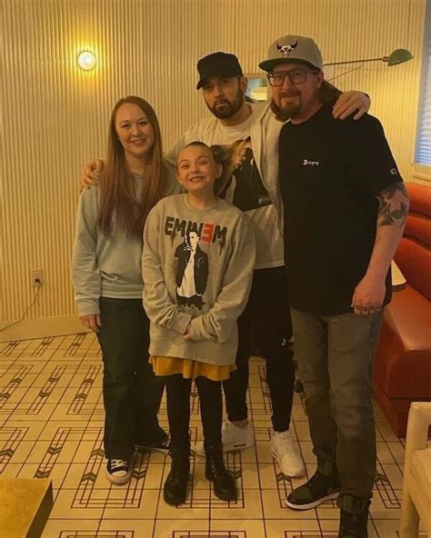 does eminem give to charity